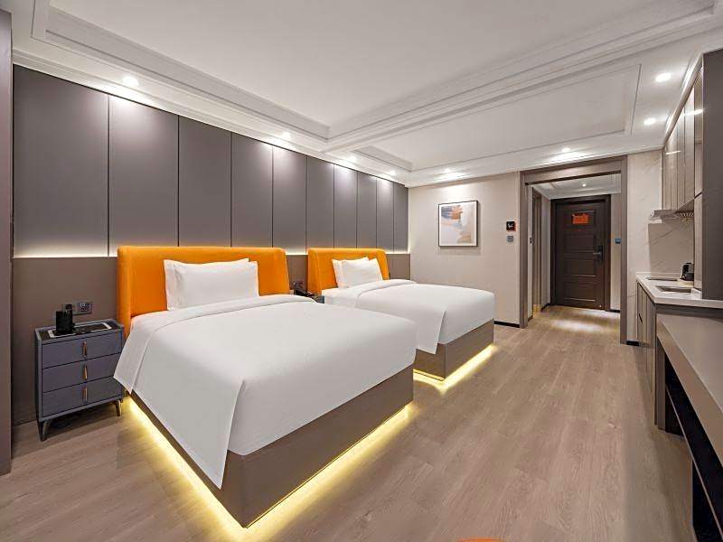 TULIP LODJ Apartment Hotel Wuhan Fanhai CBD Hankou Railway Station
