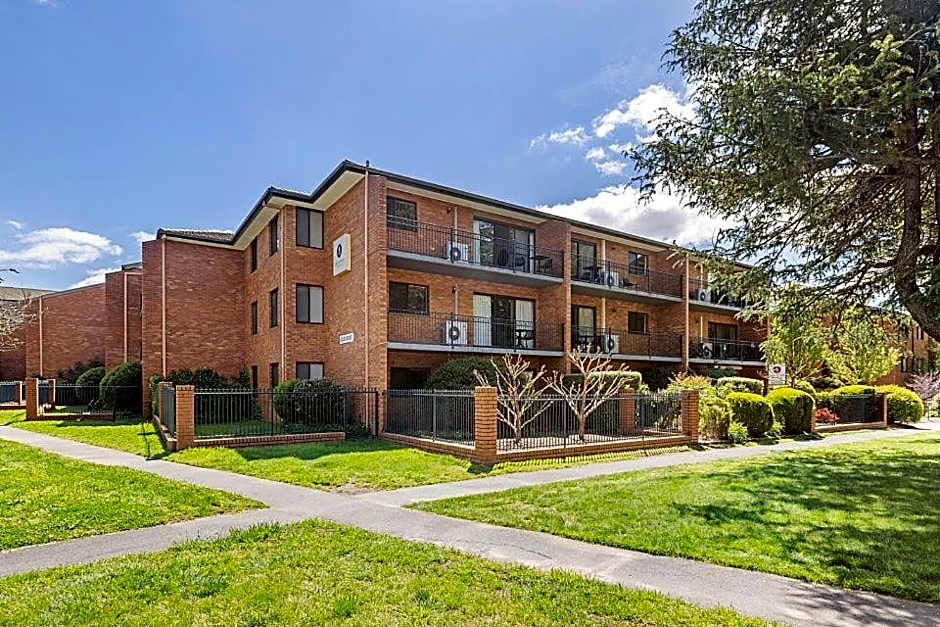 Oxley Court Serviced Apartments