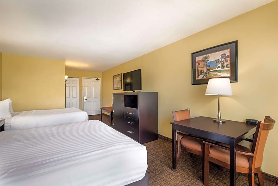 Best Western Escondido Hotel