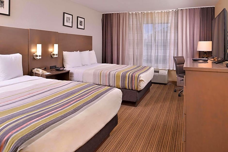 Country Inn & Suites by Radisson, Omaha Airport, IA