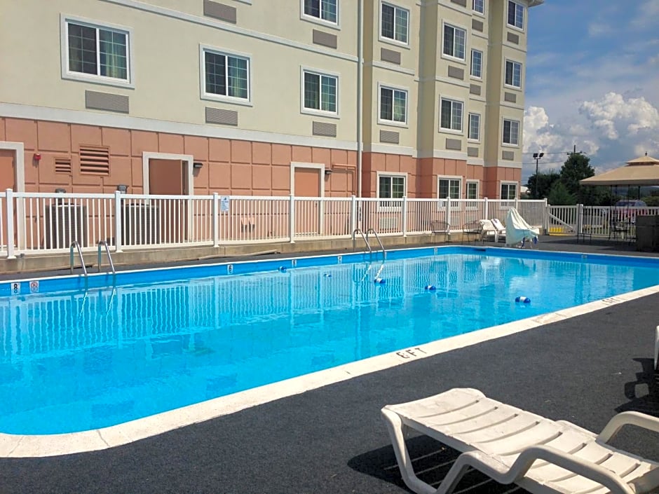 Microtel Inn & Suites By Wyndham Harrisonburg