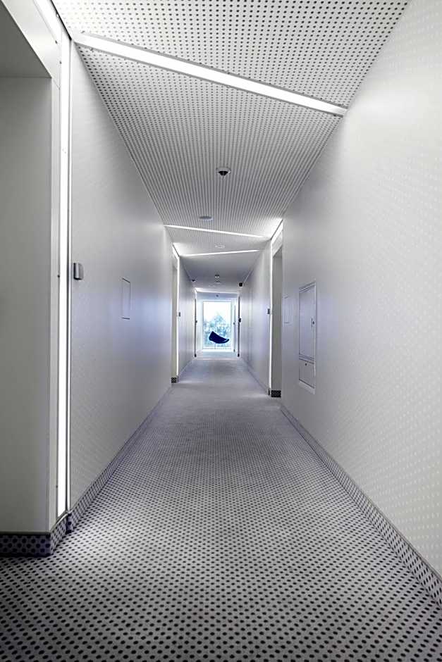 Ultra Marine by Zdrojowa