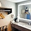 Travelodge by Wyndham Sellersburg / Louisville North