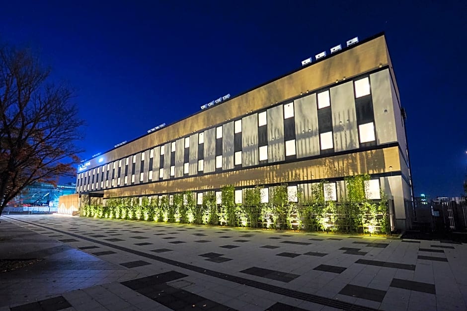 Henn na Hotel Komatsu Ekimae