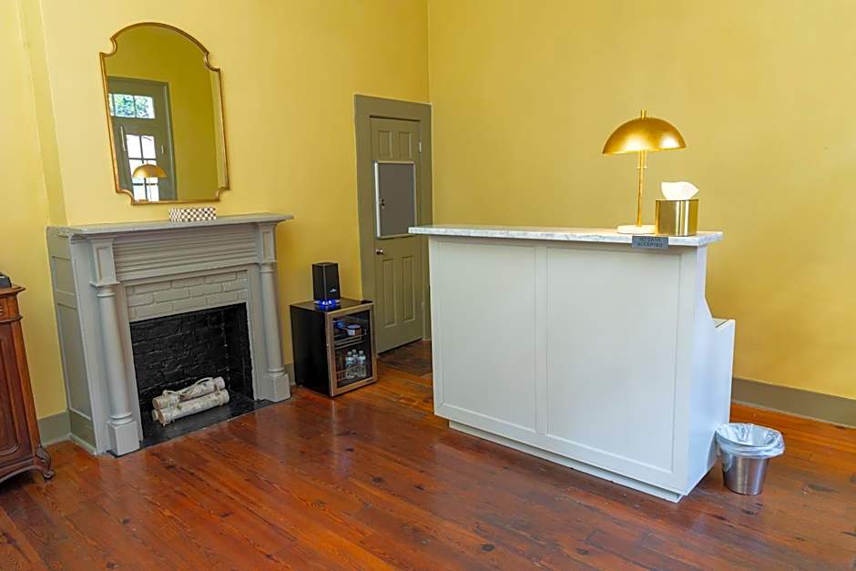 Inn On Ursulines, A French Quarter Guest Houses Property
