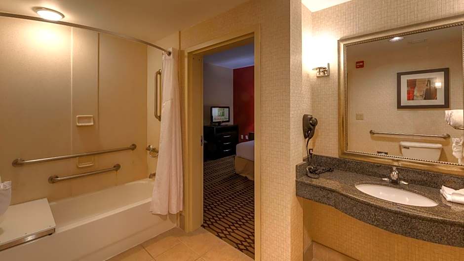 Holiday Inn North Quail Springs By IHG
