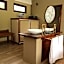 Inzalo Safari Lodge