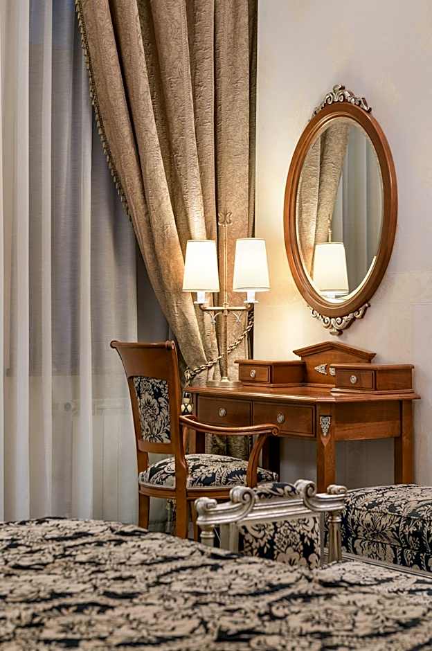 Premier Palace Hotel Kyiv