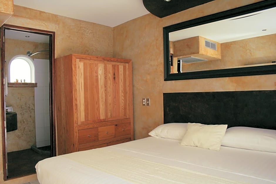 Hotel Rio Malecon