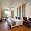 Camelot Beach Hotel