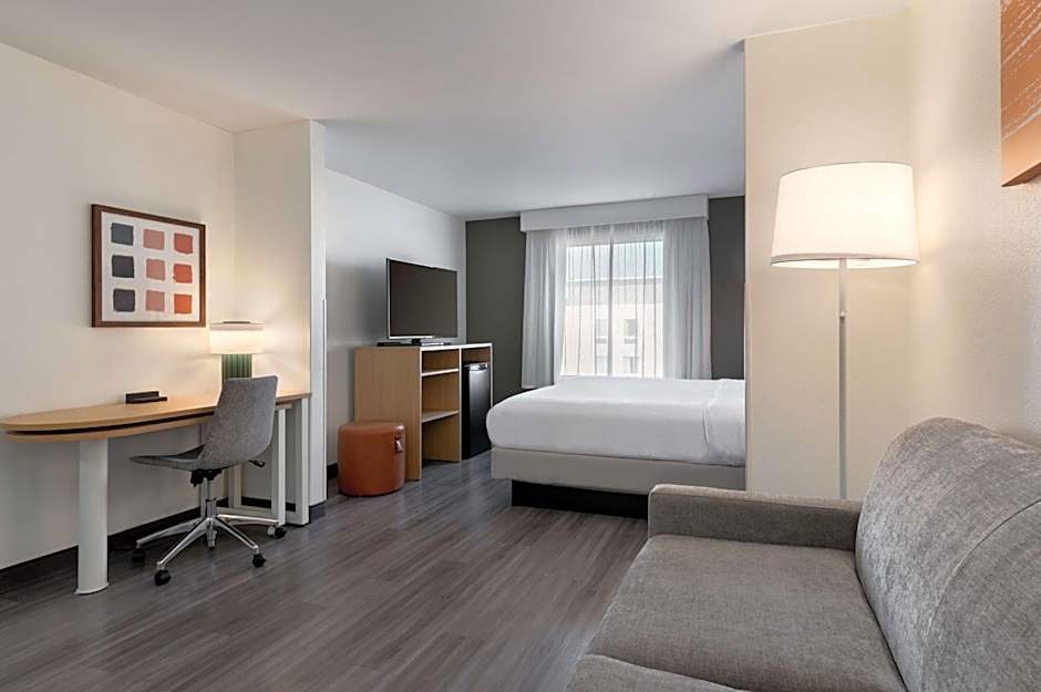 Spark by Hilton Savannah South I-95