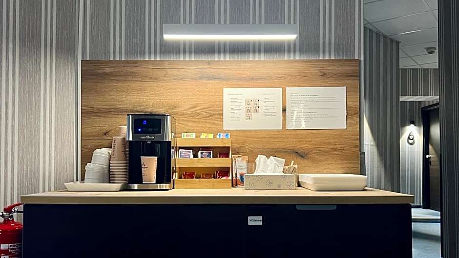 IKURA Hotel Self-check-in