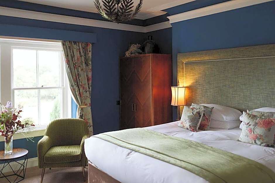 The Lovat, Loch Ness
