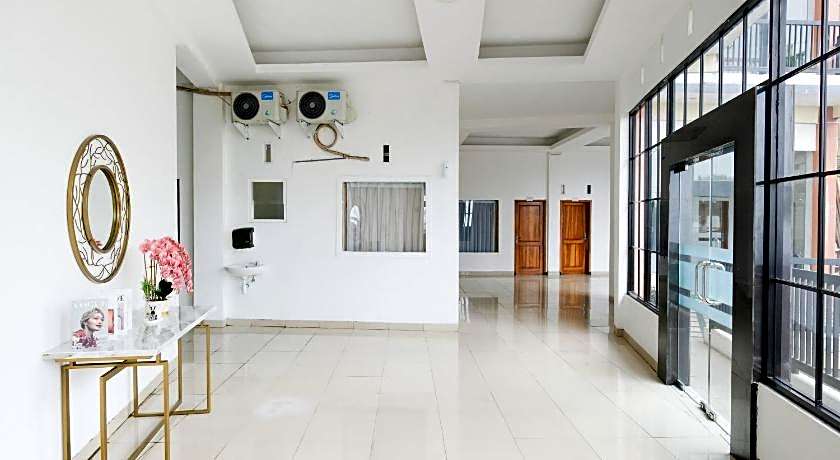 RedDoorz near Taman Rekreasi Selecta