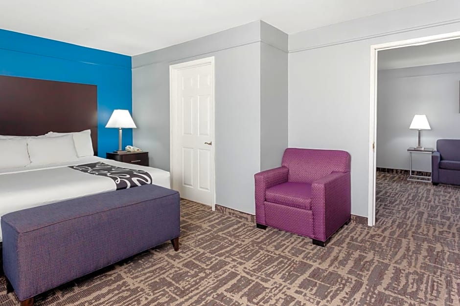 La Quinta Inn & Suites by Wyndham Kerrville