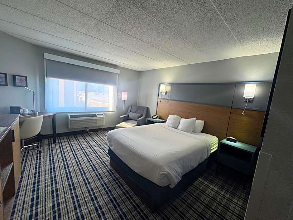 AmericInn by Wyndham Albert Lea