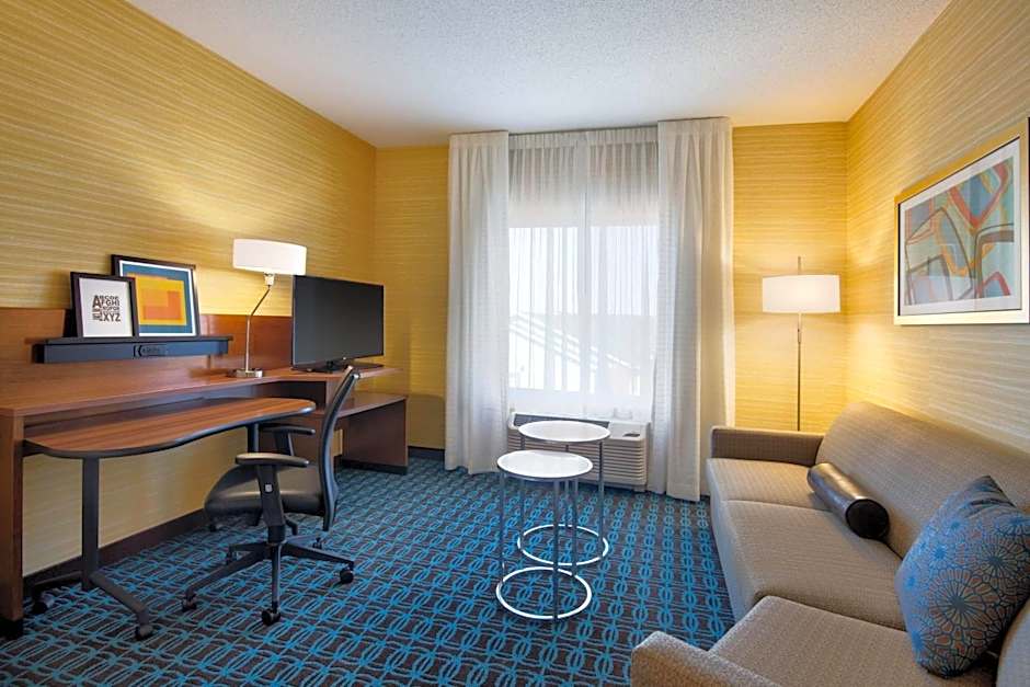 Fairfield Inn & Suites by Marriott Lancaster East at The Outlets