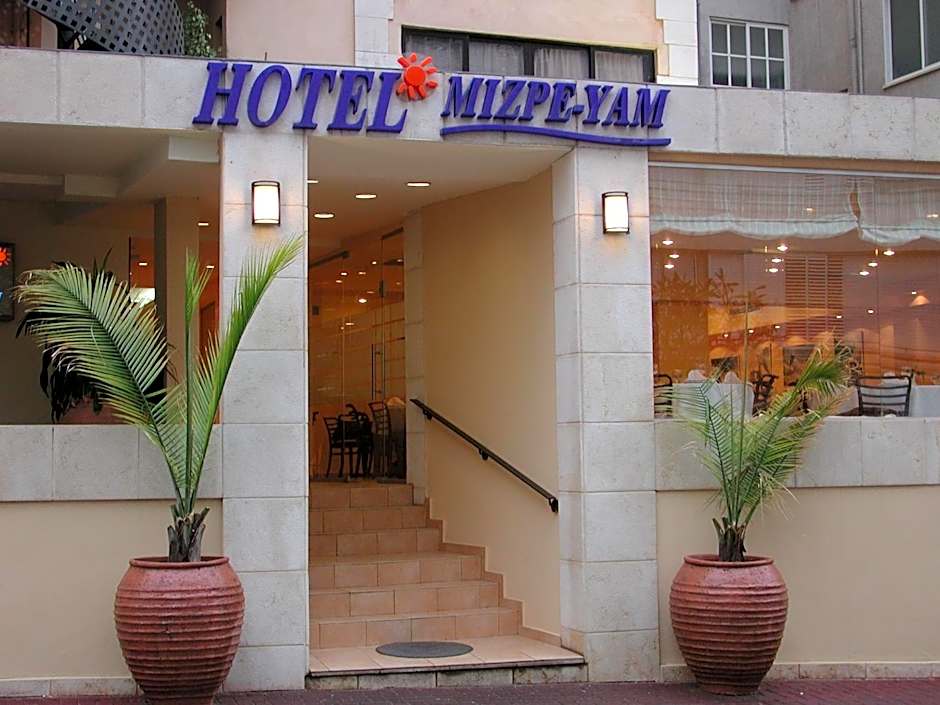 Mizpe Yam Boutique Hotel