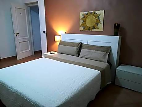 Deluxe Double or Twin Room with Garden View