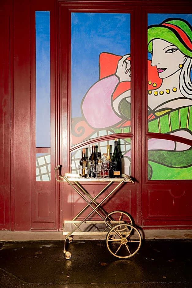 Hotel Carlton's Montmartre