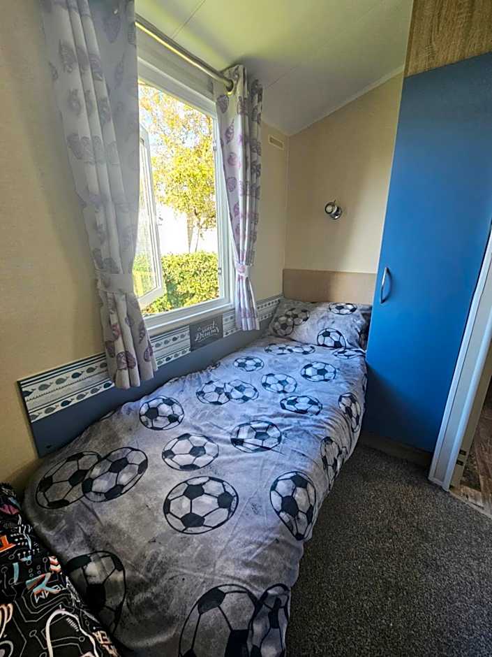 Haven Golden Sands Holly Drive 24