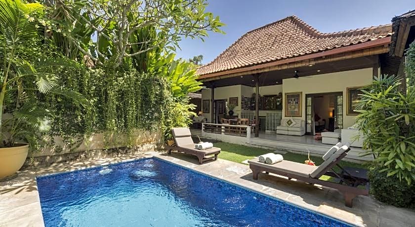 Villa Eight