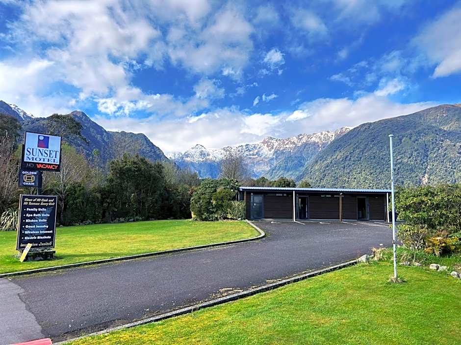 Sunset Motel