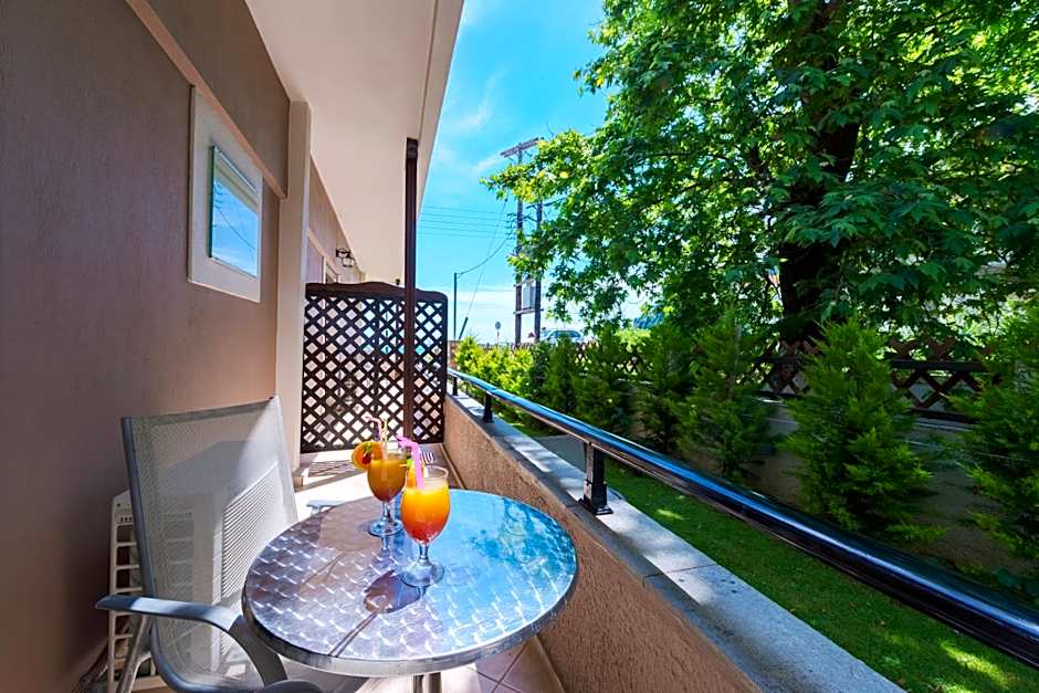 Kamelia & Semeli Hotel