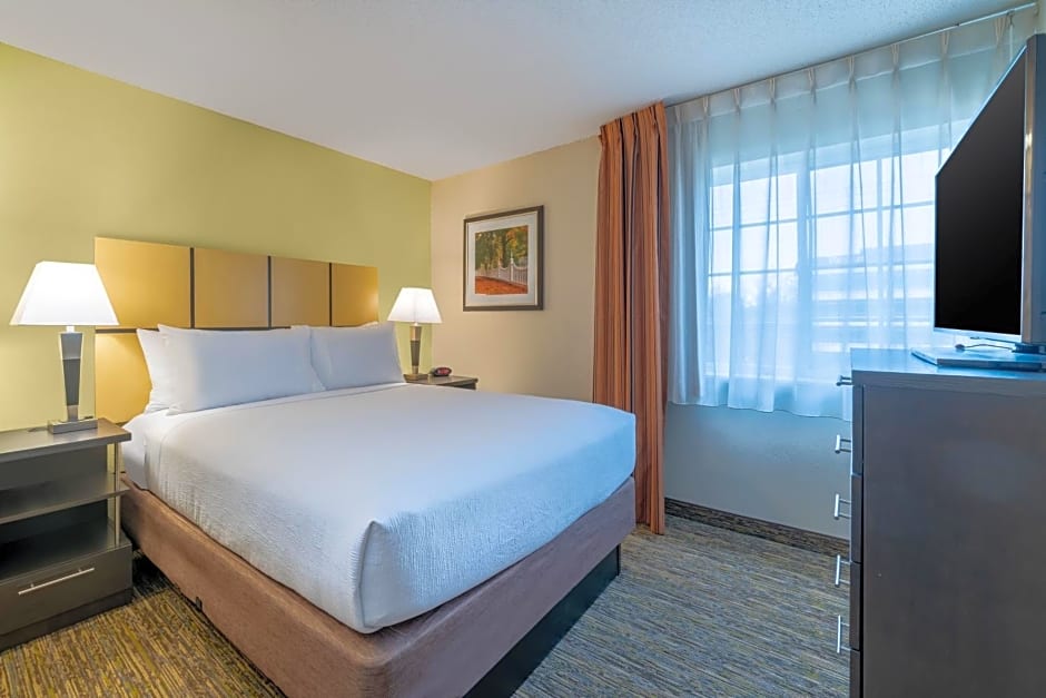 Candlewood Suites Washington-Dulles Herndon by IHG