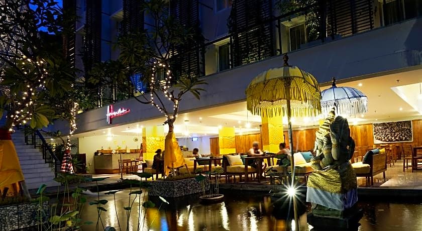Ananta Legian Hotel