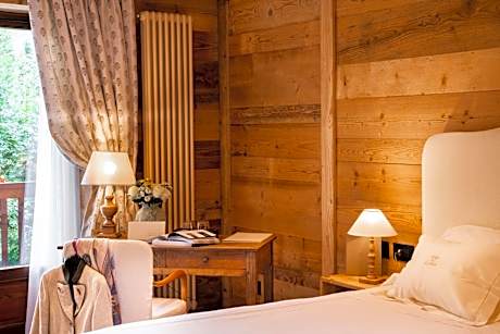 Superior Double Room with Balcony