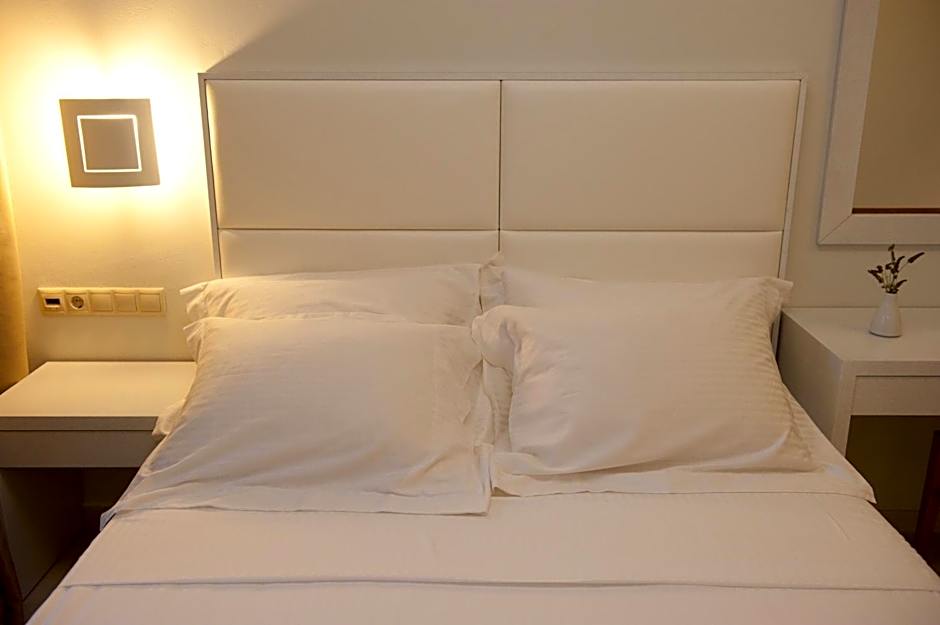 Aphrodite Samos Suites