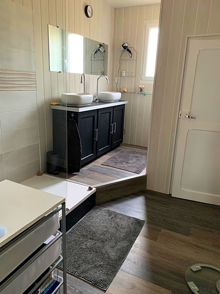 Appartement dans maison d'artiste