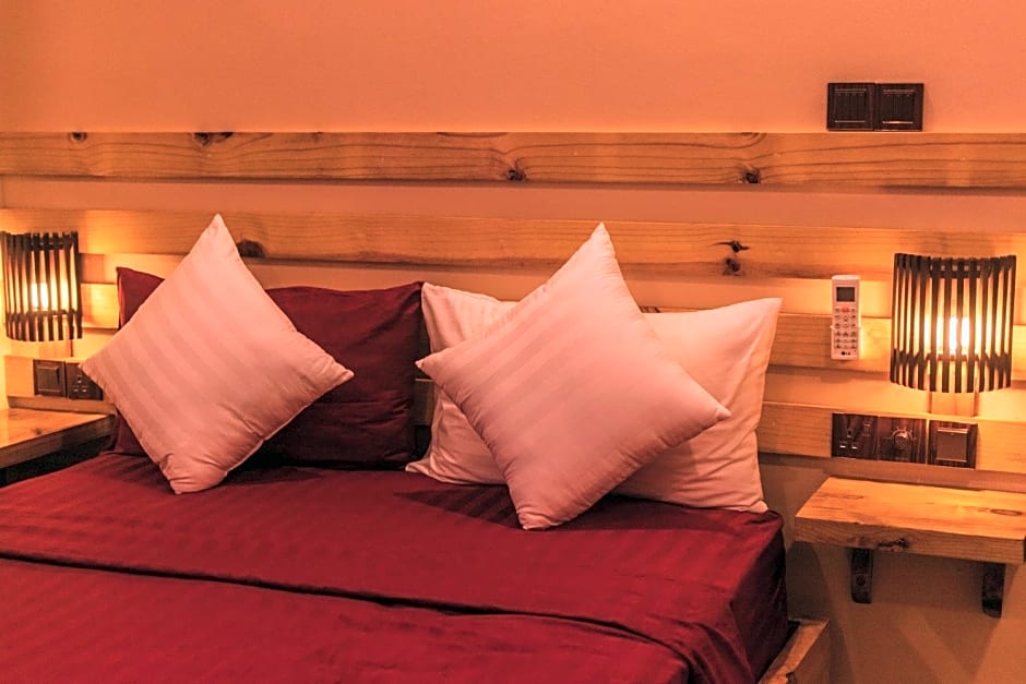 Endheri Sunset Dhangethi