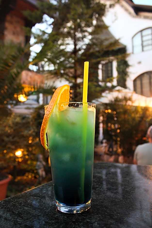 Hunter Prince Castle Hotel