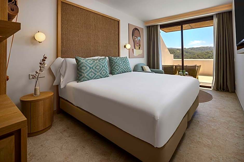 Cala San Miguel Hotel Ibiza, Curio Collection by Hilton, Adults only