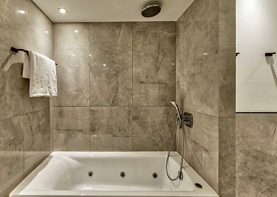 Bitzaro Boutique Hotel