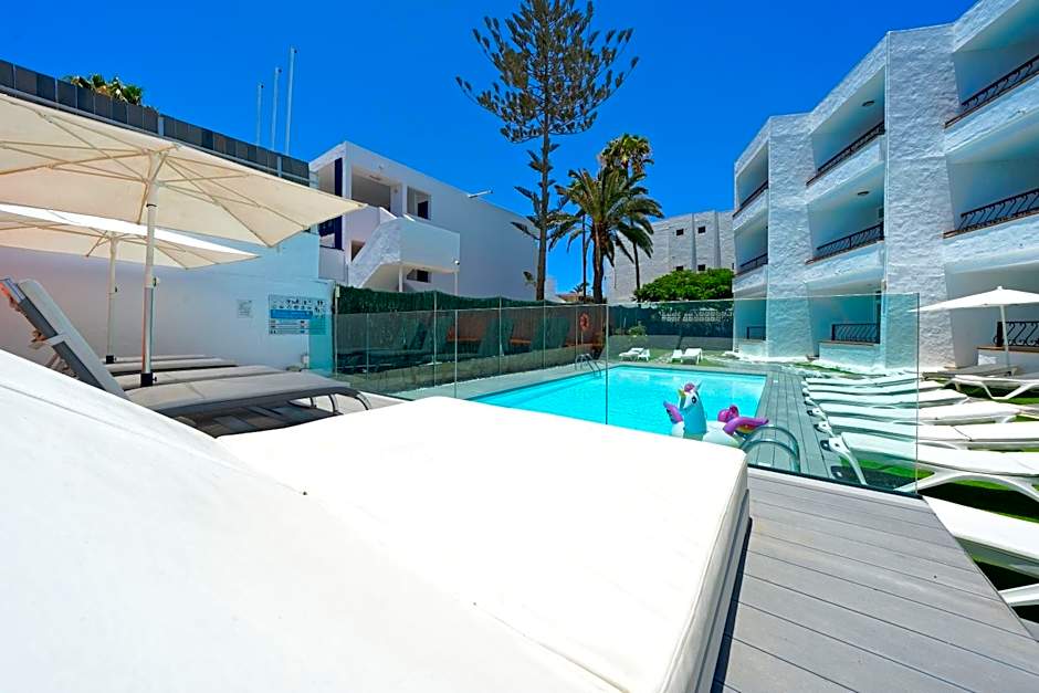 Atlantic Sun Beach - Gay Men Only