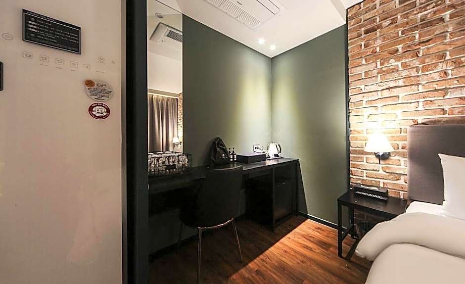 FrenchCode Hotel
