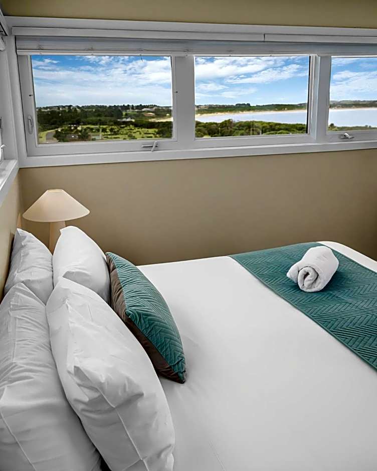 Deep Blue Hotel & Hot Springs