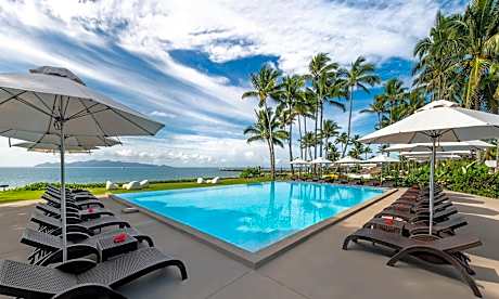 The Pearl South Pacific Resort