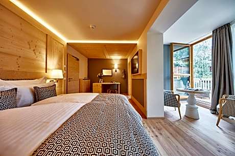 Junior Suite with Garden View