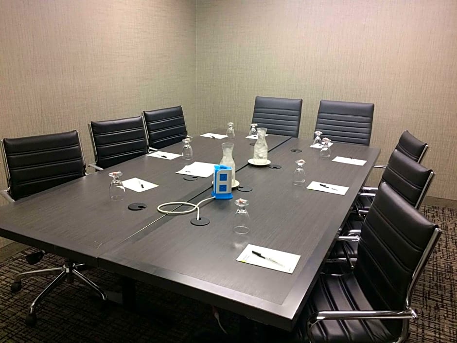 Radisson Hotel & Conference Center Coralville - Iowa City