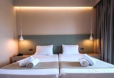 Junior Suite with Garden View