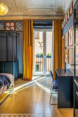 Double Room with Private External Bathroom