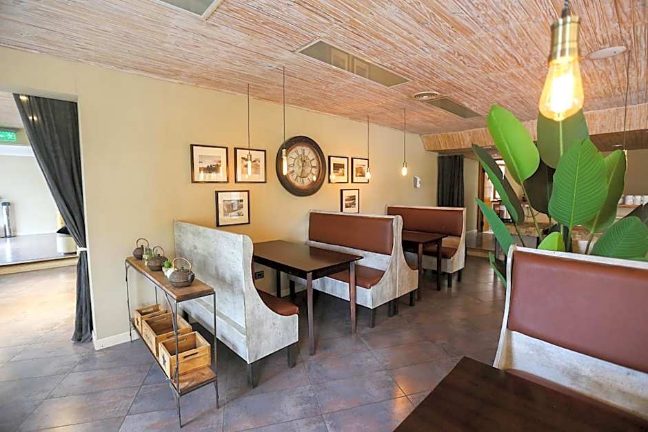 Hotel Bahia Redonda