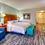 Hampton Inn Wilmington-University Area/Smith Creek Station