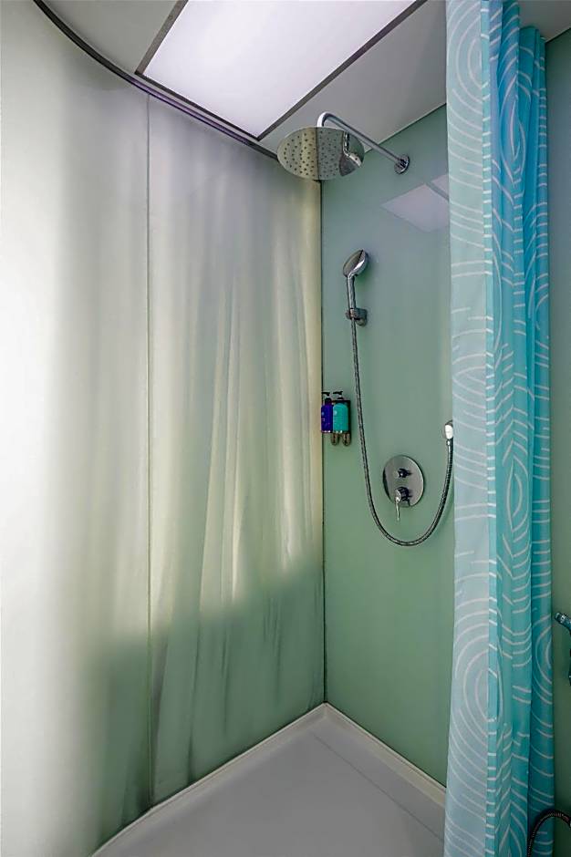 Tru by Hilton Viet Tri City Centre