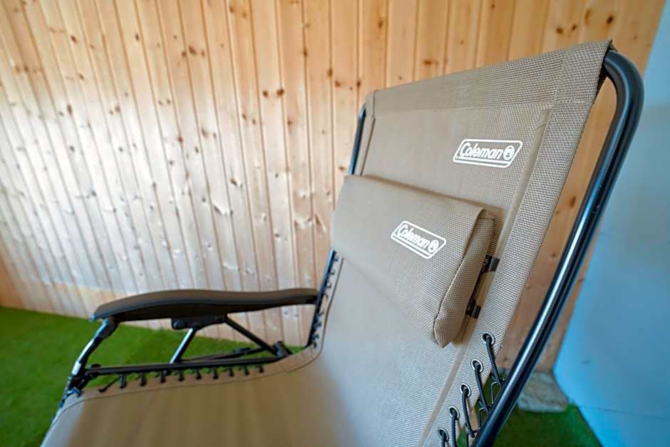 LAKE TOYA Great view log cabin