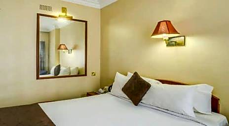 New Ambassador Hotel
